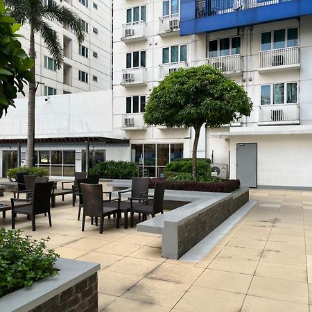 Azenith Staycation At Sea Residences Moa Pasay Exterior photo